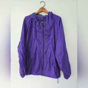 Helly Hansen Windbreaker Jacket Mens XL Hooded Pullover Sailing Purple *FLAW